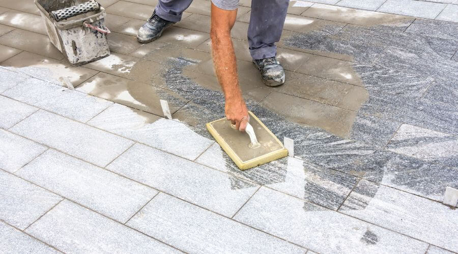 Expert Emergency Roof Repairs services in London Mills, IL